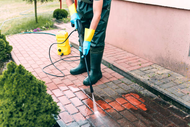 Best Sidewalk and Walkway Cleaning  in Leominster, MA
